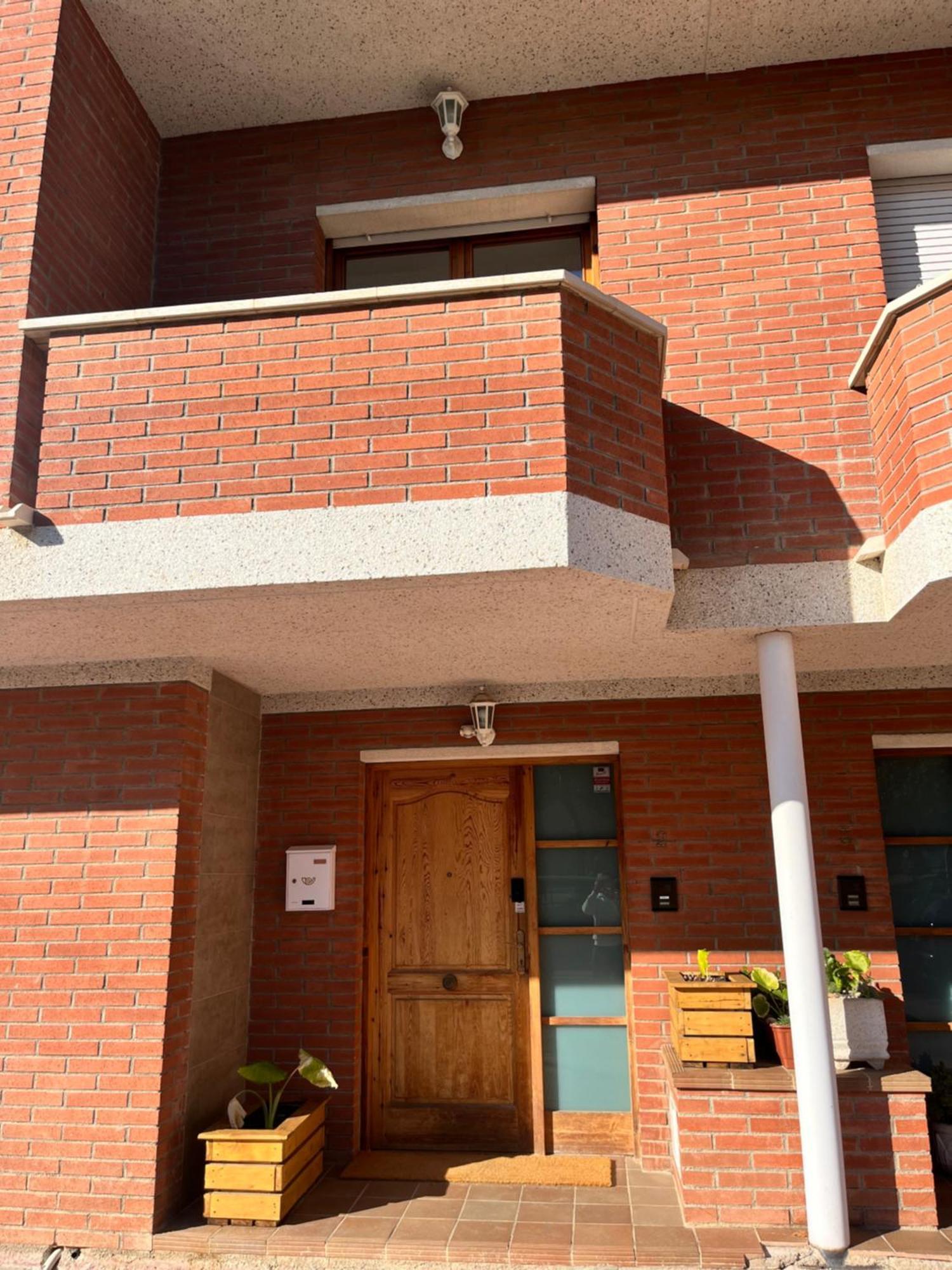Amplio Apartamento, 5 Camas 산트에스티비시즐로뷔레스 외부 사진